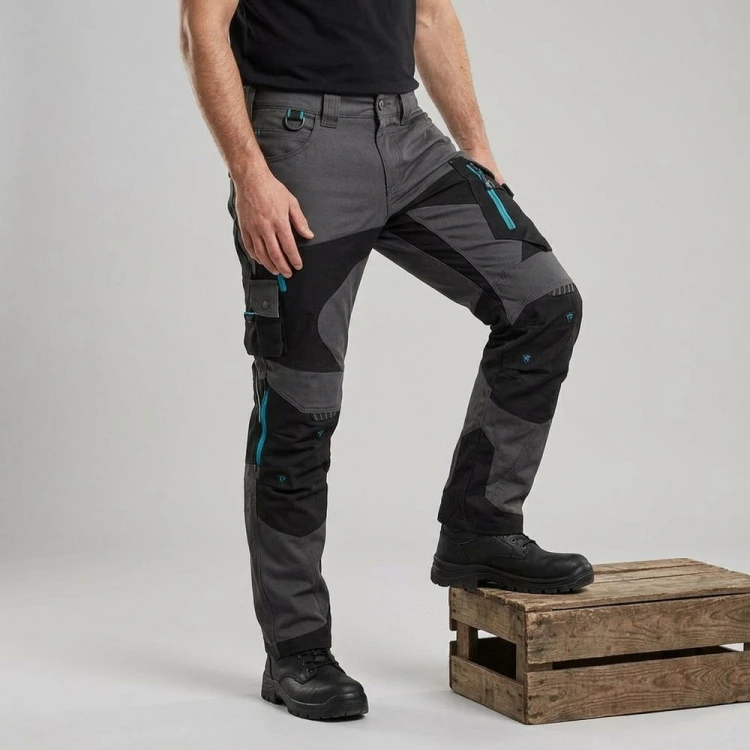 Spodnie robocze MONTANA na modelu