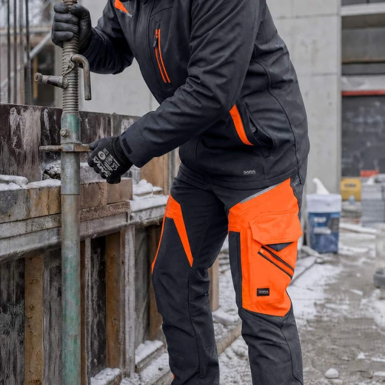 Zestaw COMFORT WINTER grafitowo-pomarańczowy na budowie
