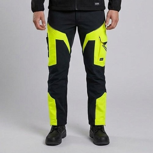 Spodnie softshell COMFORT WINTER czarno-żółte na modelu