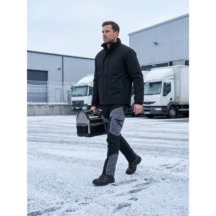 Spodnie COMFORT WINTER czarno-szare – zastosowanie w magazynie