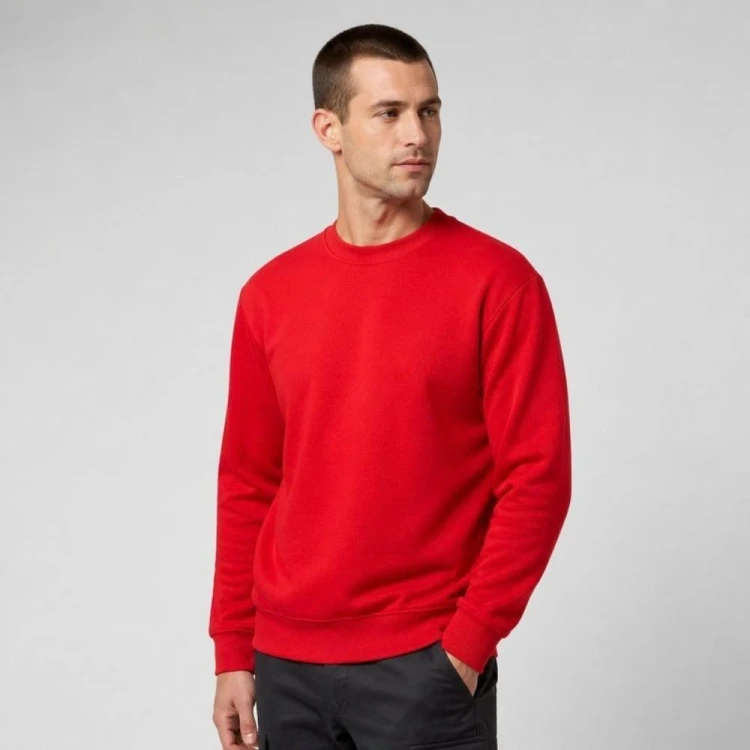 Bluza JHK JT SWEATSHIRT CR czerwona – na modelu
