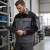 Bluza robocza PROFESSIONAL Grey w pracy w magazynie