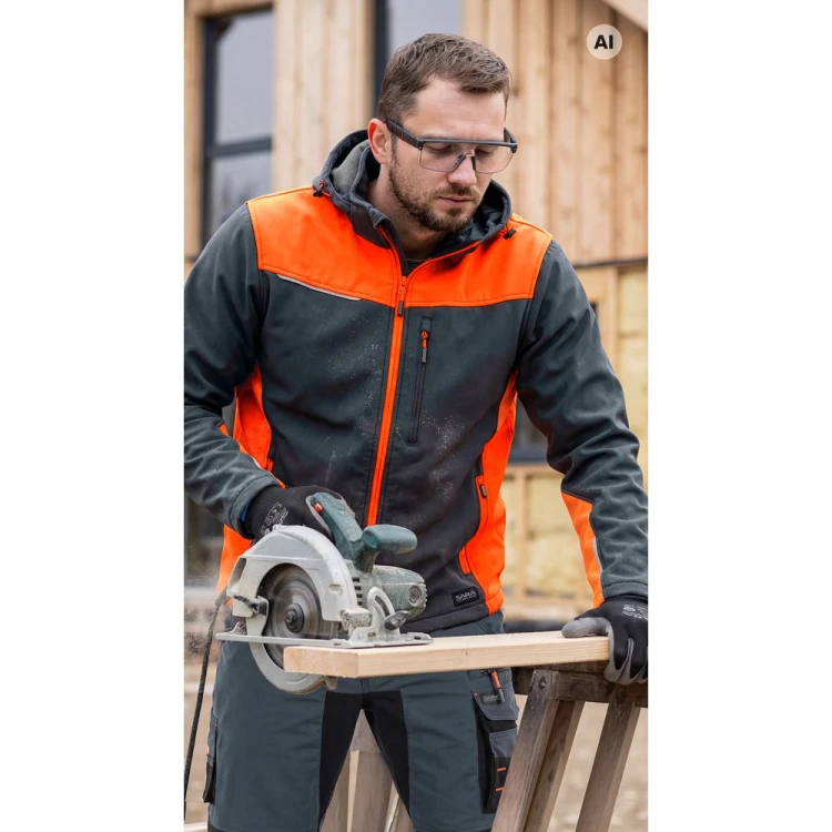 Softshell COMFORT PLUS grafitowo-pomarańczowy w pracy – ujęcie 2