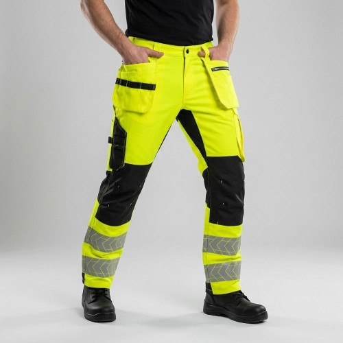 Spodnie ostrzegawcze MONTER HI-VIS na modelu